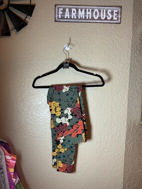 Lularoe Leggings Women’s Size TC Tall & Curvy Fits Sizes 12-18 NWOT